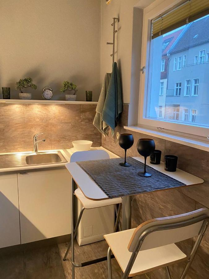 Cozy Modern With Small Balcony In The Heart Of Appartement
